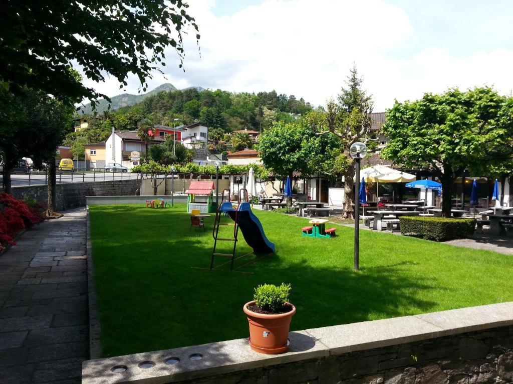 Osteria Belvedere Losone Exterior foto